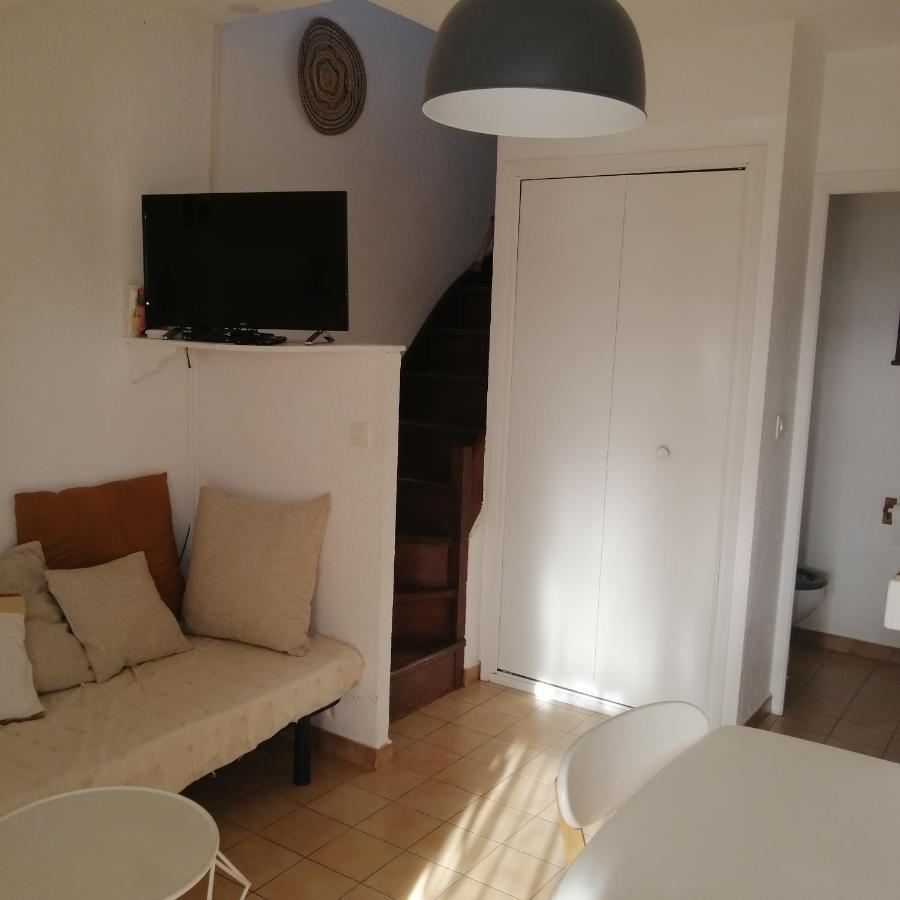 Villa Vue Mer A Santa Giulia 维琪奥港 外观 照片