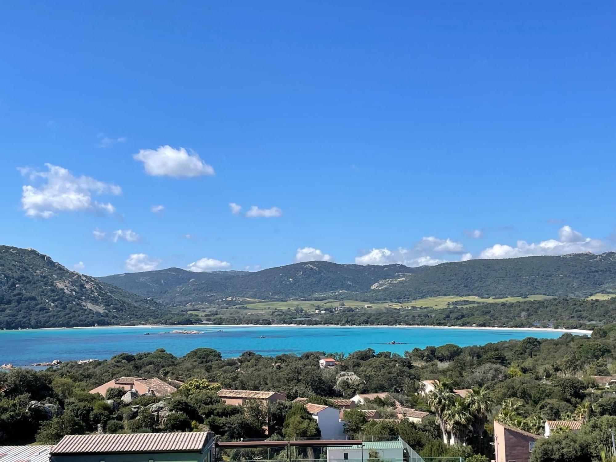 Villa Vue Mer A Santa Giulia 维琪奥港 外观 照片